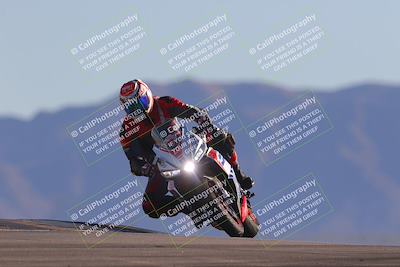media/Nov-06-2023-Moto Forza (Mon) [[ce023d0744]]/3-Intermediate Group/Session 5 (Turn 9)/
